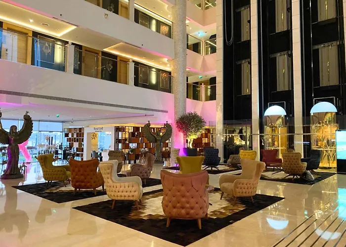 Royal Central And The PalmHotel Stelle